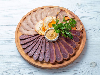 Мясное плато с горчицей