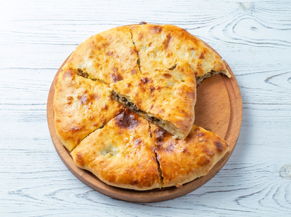 Хачапури Кубдари с телятиной